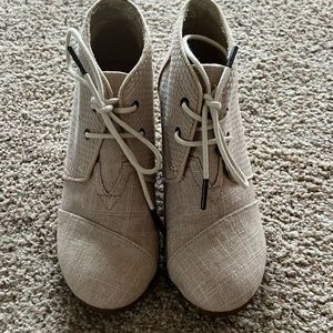 Toms Women’s Wedge Booties